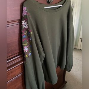 NWOT a.n.a Army Green Embroidered Balloon Sleeve Shirt. Size XL